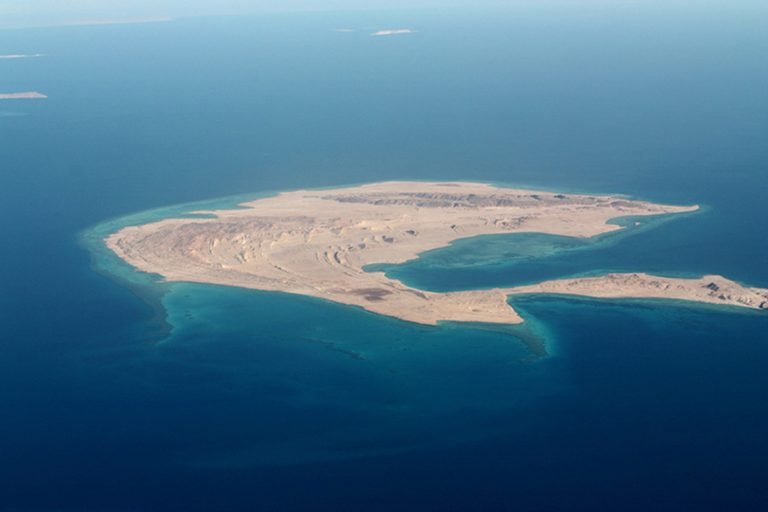 Tiran Island by Yacht