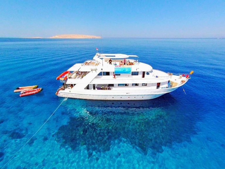 Tiran Island by Yacht