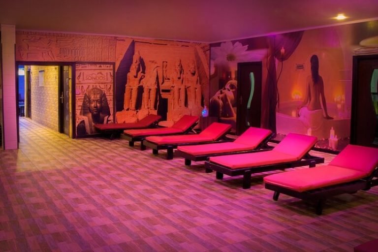 Cleopatra Hammam & Massage